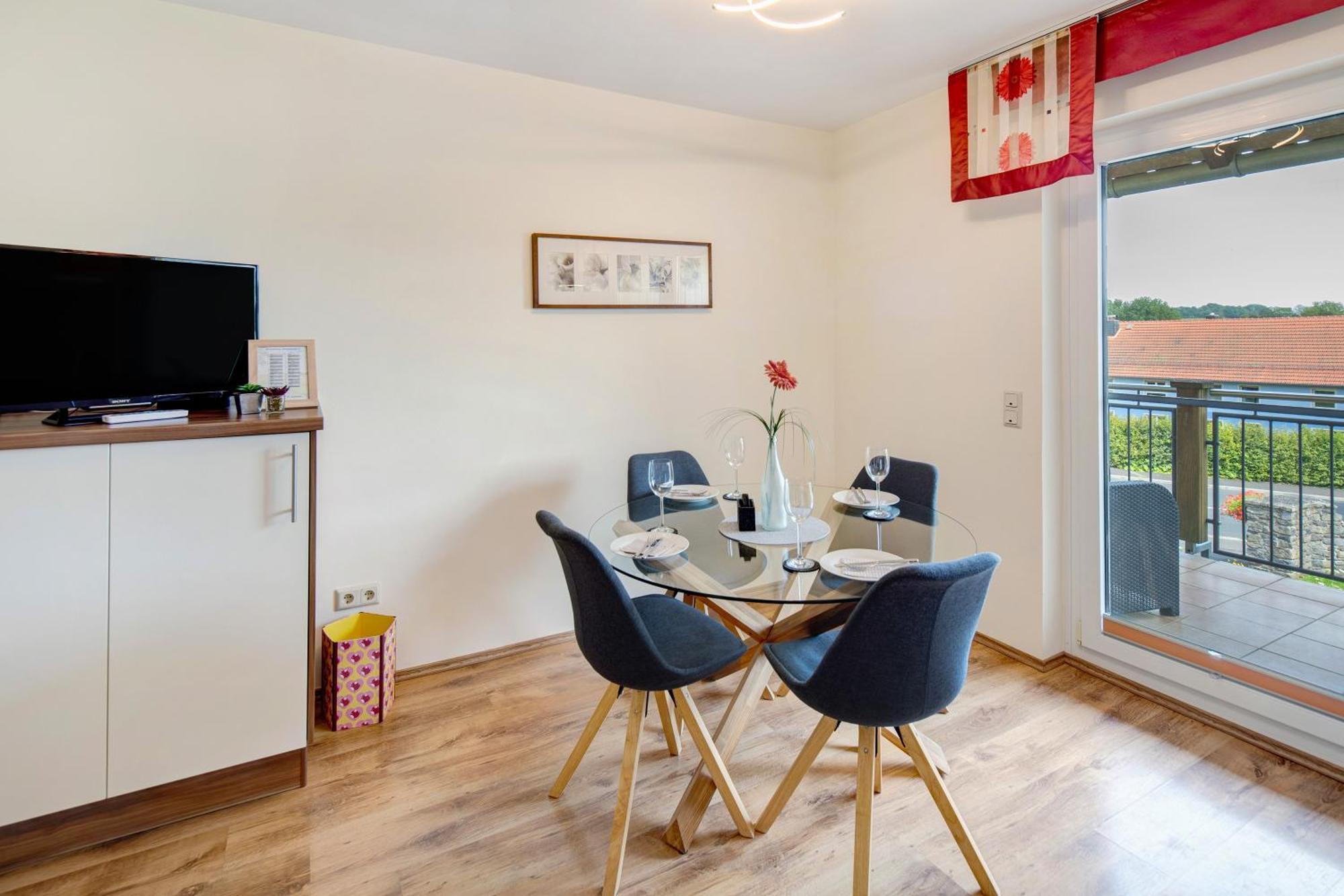 Freiensteinau Ferienwohnung Wiesenschneiders מראה חיצוני תמונה
